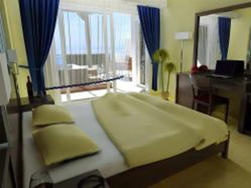 Macaris Suites & Spa Rethymno  4*, Rethymno (Crete)