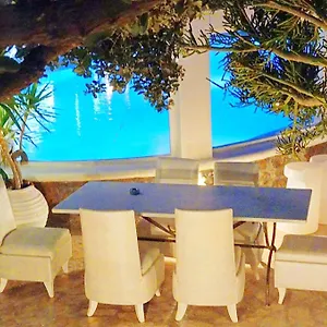 Villa Mykonian Iros &